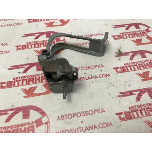 Обмежувач задніх дверей Renault Trafic III 2014-2021 824302173R